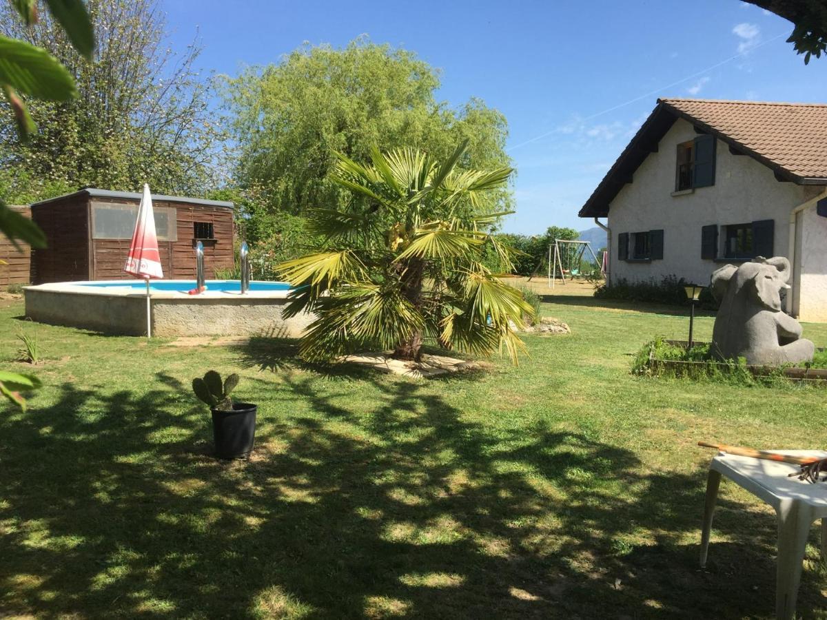 Les Palmiers Appartement Chimilin Buitenkant foto